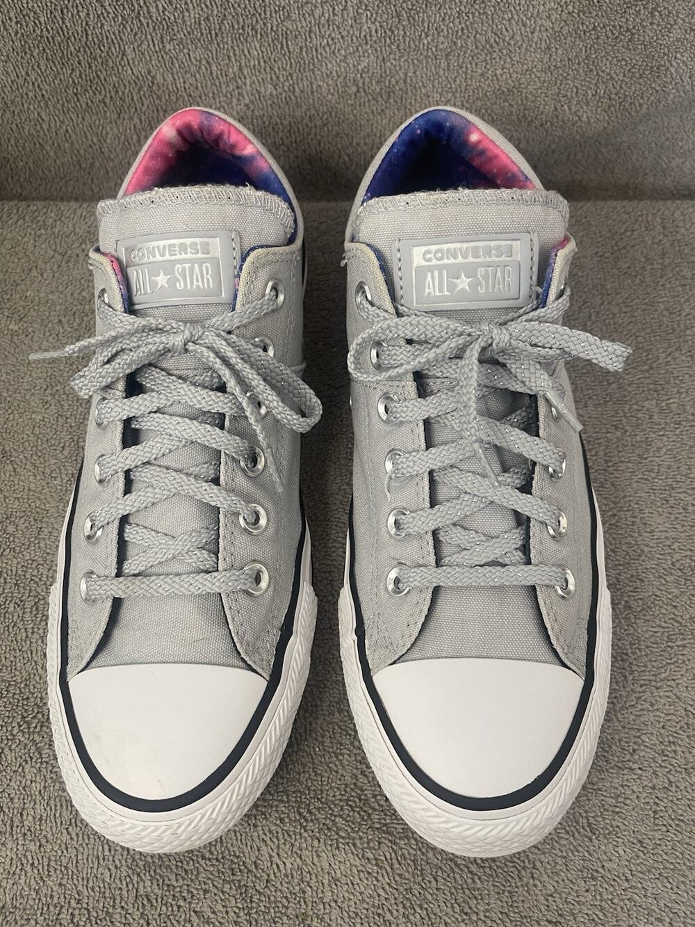 Converse Chuck Taylor All Star Gray Low-Top Women's Size 9 Sneakers